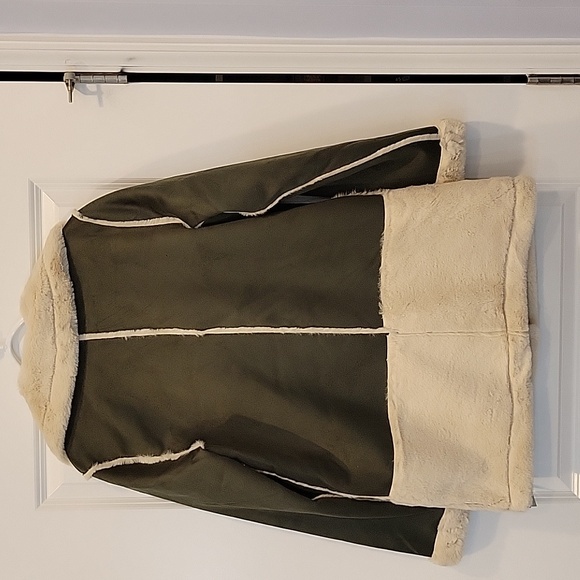 $190.00 Reversible Faux Shearling Jacket In Olive/Ivory Size Large NWT - Picture 13 of 13